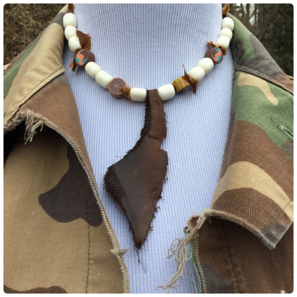 Boho 60’s & Bone Beads Leather Pendant